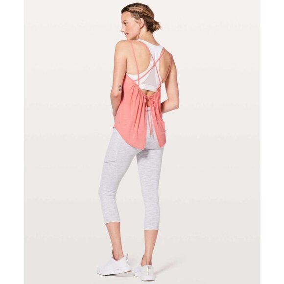 Lululemon women's 10 such a cinch tank in light coral mesh strappy back stretch - Picture 2 of 9